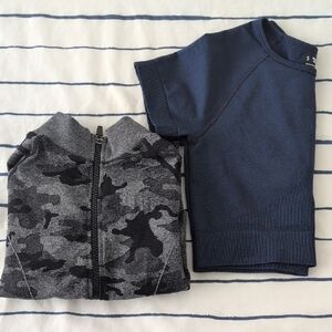 Pair Of Compression Cropped Workout Tops Long Sleeve Gray Camo Short Sleeve Blue